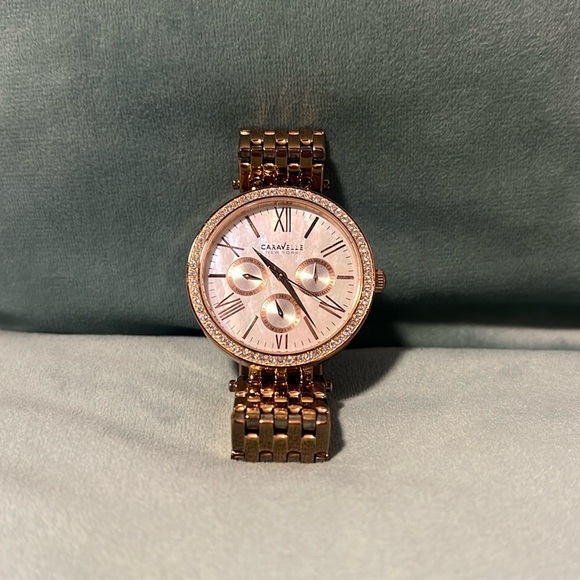 caravelle Accessories - Caravelle Gold Watch